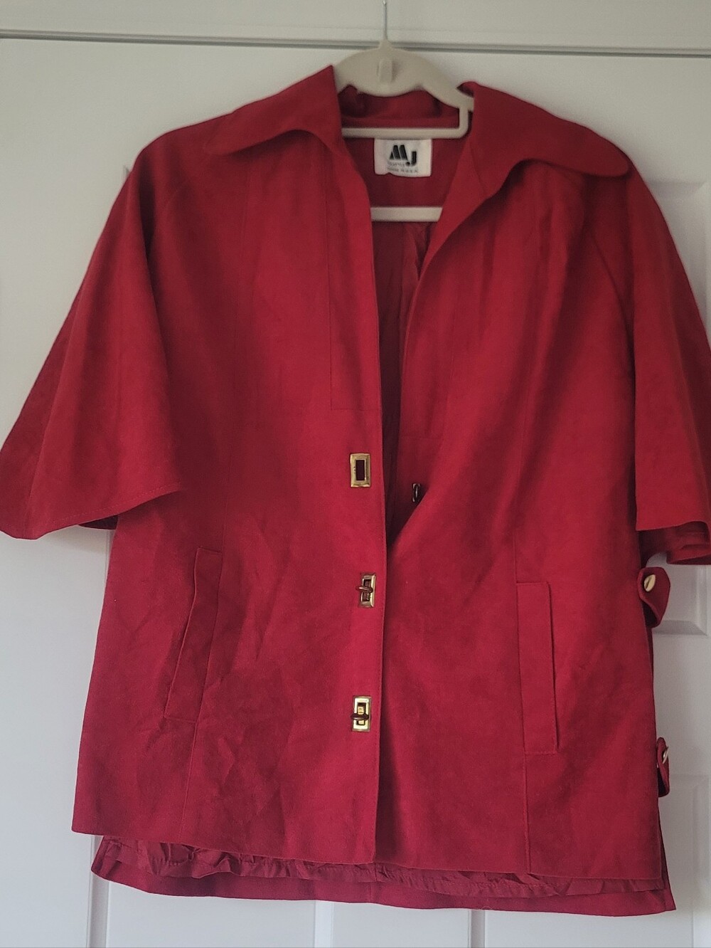Women's Red Short Sleeve Blazer with Gold-Tone Hardware